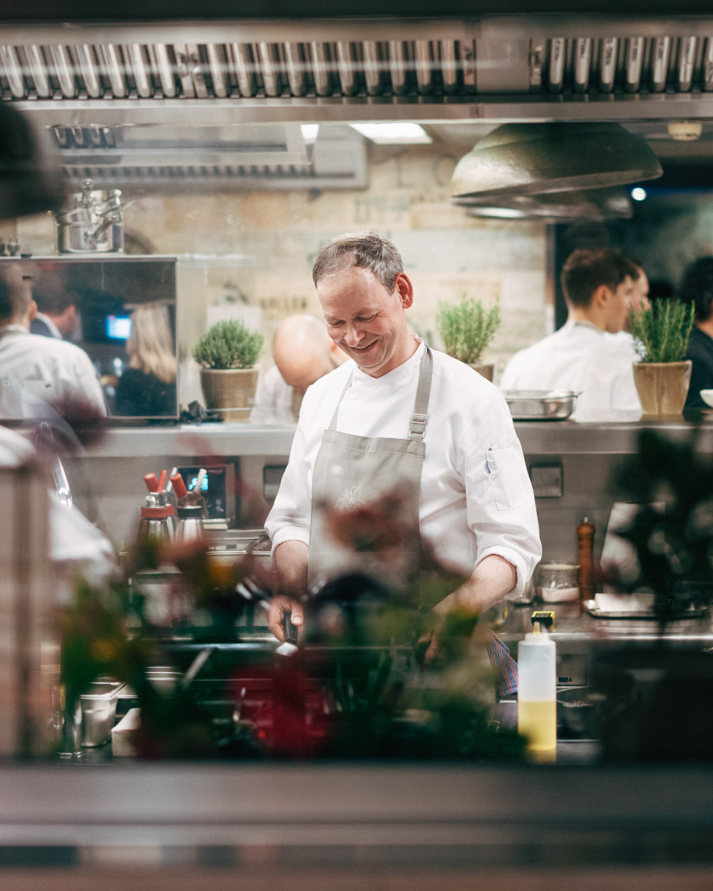 Head chef Christoph Rüffer in the kitchen